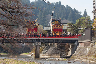 Yatai (floats) crossing bridge, Takayama